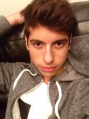 Soy hunter x siempre,TE AMO @matthunter123 ,sigueme y te sigo ,@matthunter123 @huntermomlouisa #MATTHUNTERENMEXICO       Mexico DF