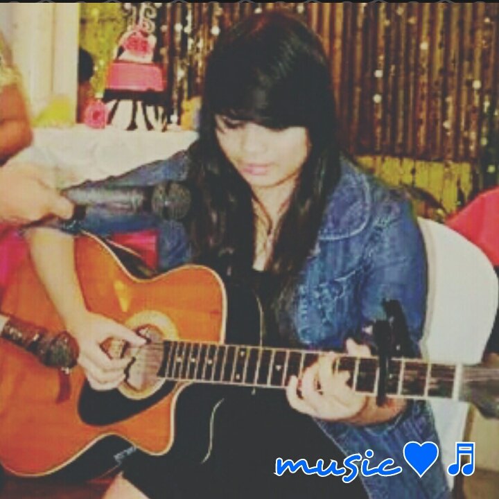 girl  16  philippines  GUITAR PLAYER  MUSIC LOVER  DIRECTIONER  PARAMORE LOVER  monodramatic 5SOS SNSD