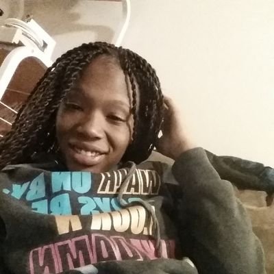 Im just a simple out going real as bitch no time for bs about my swagg nd my hustla i danguly my feet nd let these hoes fall ;)