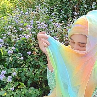 ♥FK UGM 10♥Allah♥Al Quran♥My job♥A Bathroom Singer♥A World Traveler♥Yogyakarta♥