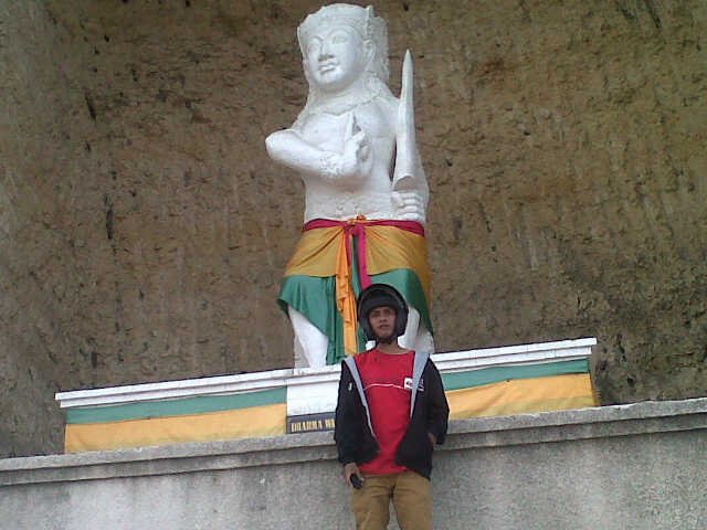 MangBotakk's profile picture. Komang Edy juliana 07-11-1993.                      Pin:26FEA10A                                  Klungkung.bali.indonesia