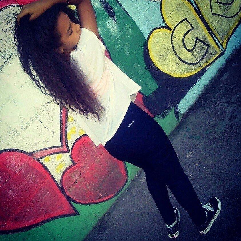 ~Ðισs,Aиtєs Quє Tσdσ||
 ☝️ ☝️   ❌ #TeamBreezy ❌ 
♥Yo søy мozαrisŧα♥∞&+→♥ ړײ »→ 
IG : CINDY_NUNEZZ
KiK : CINDY_NUNEZZ
FB : https://t.co/mKfvXb5s1q