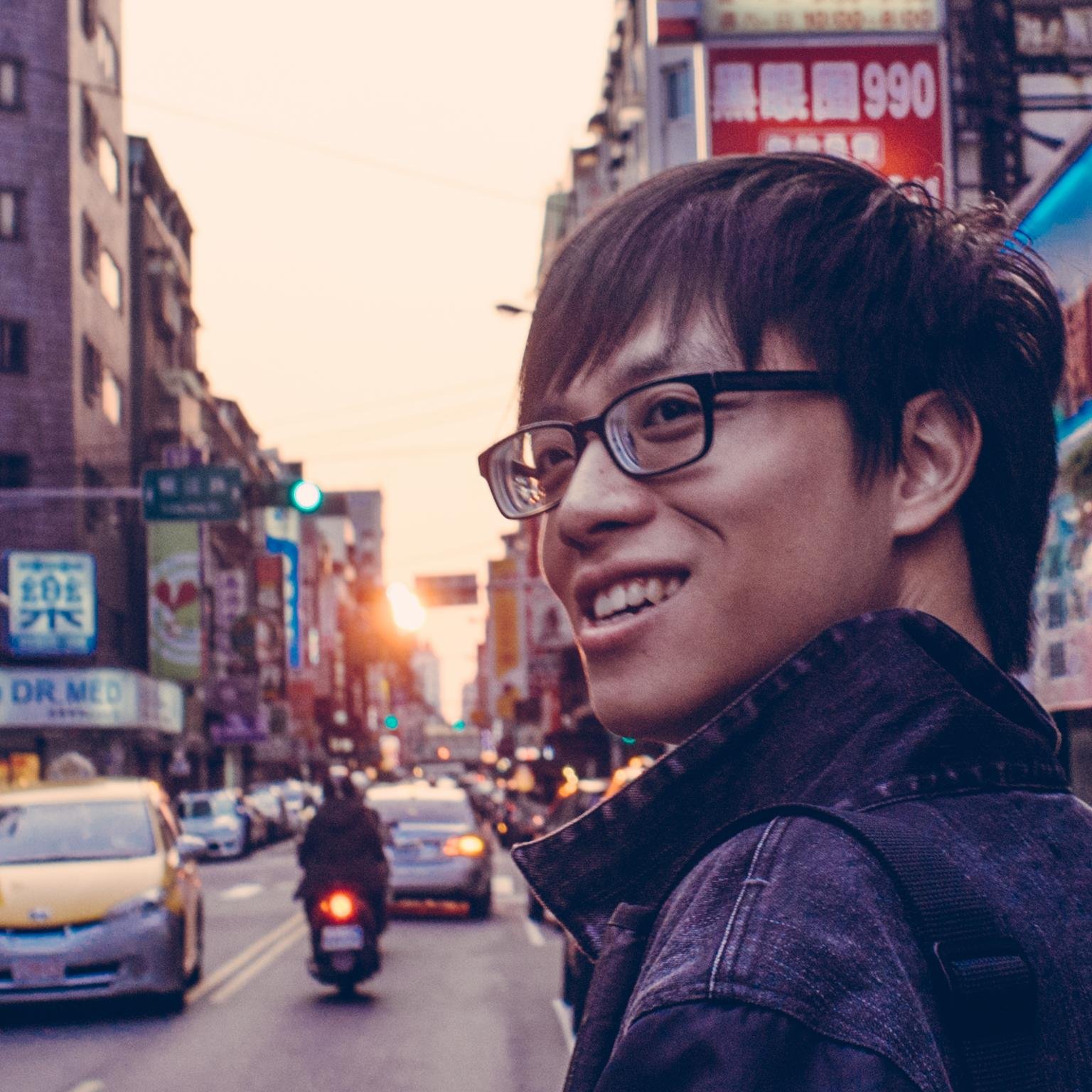 handsomebrandon's profile picture. 