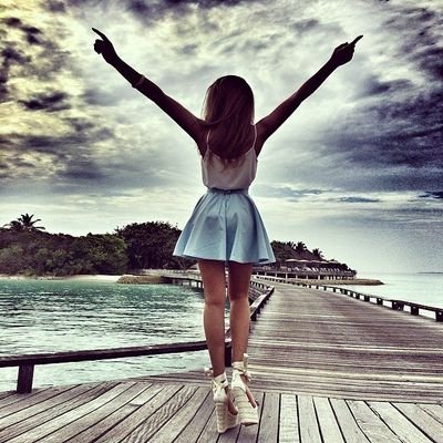 оптимистка)) У оптимистов збываются мечты, а у писимистов збываются страхи...