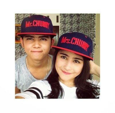 AliPrilly_MNDO's profile picture. 1st Official Fanbase Resmi APL from Manado • We Are APL = ALI PRILLY Lovers • selalu support dan sayang sama duo chubby • 
[06 Agustus 2014]