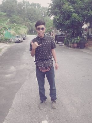 23 / https://t.co/RcOSjTAvb0 Management (UTM) hidup perlu bersyukur :)