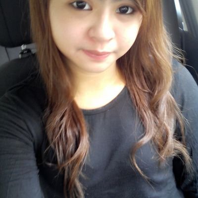 Wina , 19 years old #Whatsapp user #instagram winasheyrin #wechat id:winafairy