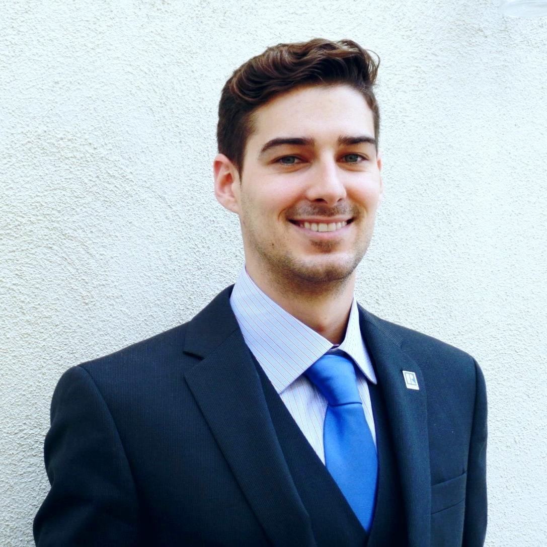 REALTOR® for Greater San Diego Area, Kinesiology Graduate, outdoor enthusiast, and I'm Cubano!!