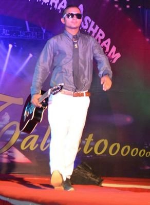 redhu_vijay's profile picture. 