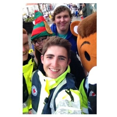 Health & Training Consultant 🩺
Student Paramedic 🩺