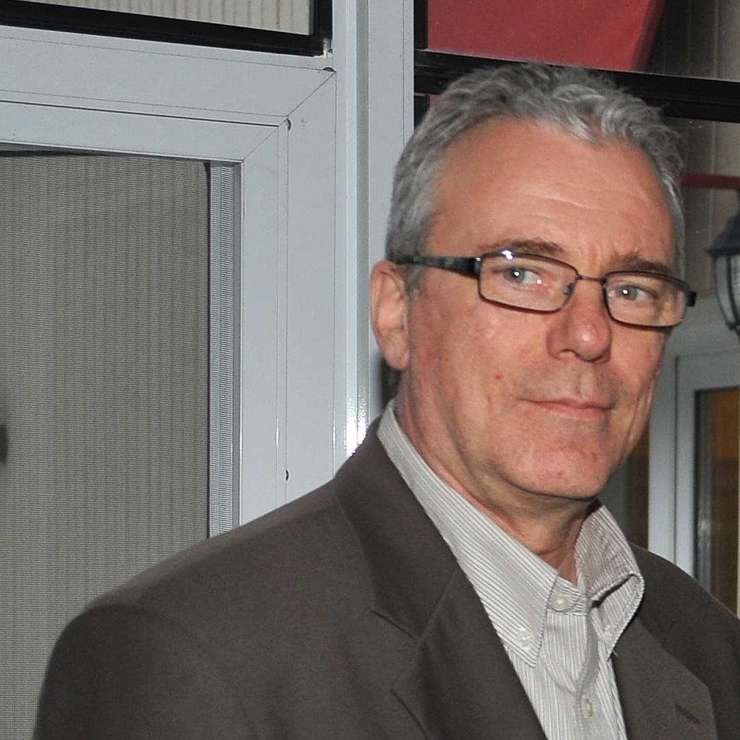 Ancien conseiller municipal de #Blainville et porte-parole de l'opposition à l'hôtel de ville de 2005 à 2013. L'ndépendance du Québec la seule issue !