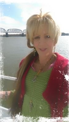 MsHumptyDump's profile picture. Love is patient, love is kind and love is 4-ever!!!