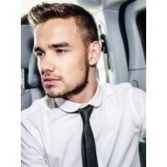 new acc || dm me a pic of hot liam girls with their @ and ill post them anonymously
