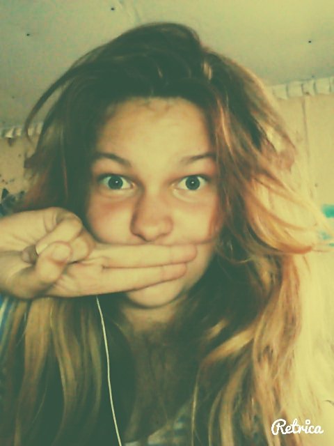 Hi!I am Liza.I am fan of ONE DIRECTION.I am enjoying their music and songs!!!!It's GREAT!!!!!I LOVE IT!!! 1DFOLLOW ME,PLEASE!!!!!!