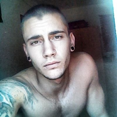 Young, wild and free  Instagram: jozzele95