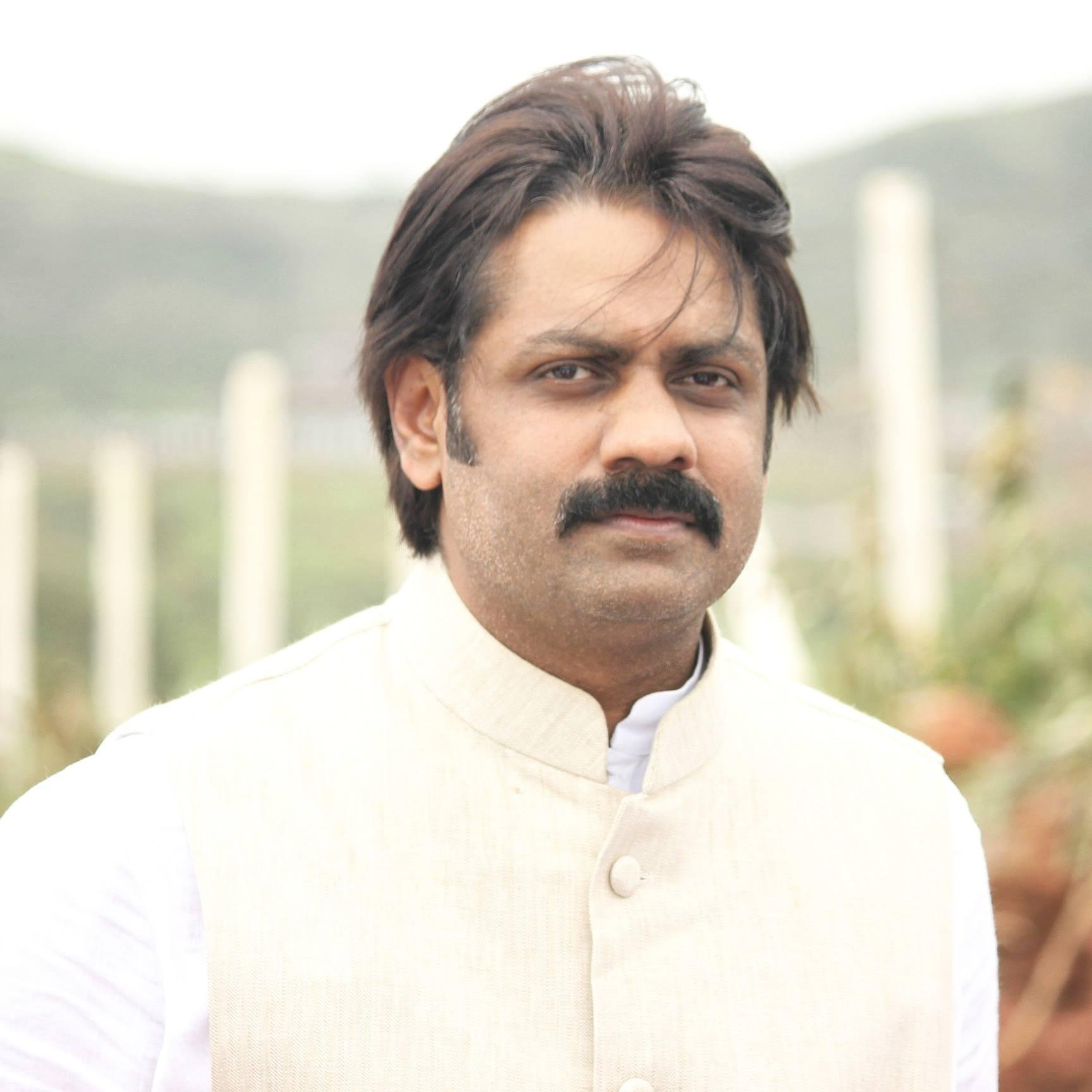 CEO, Lunkad Properties and Lunkad Investments.
Entrepreneur, Reformist, Avid reader