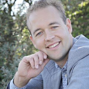 Samenwerken | Strategie | Samenleving, Democratie en Bestuur | Griffier Velsen | Coach | Volleybal | Serious Gaming |Wereldreiziger | Trotse Vader | Optimist