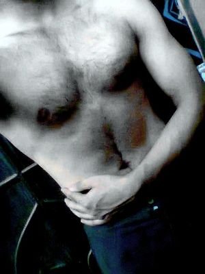 cuntlover52's profile picture. 