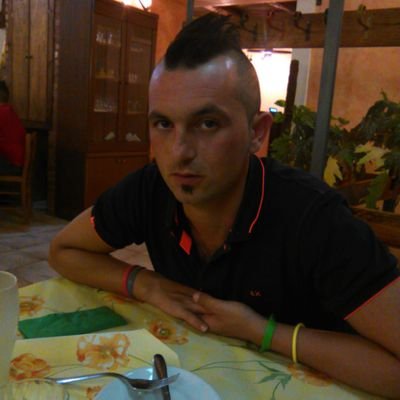 chi fa da sé fa per tre....e nessuno viene a sapere niente......cercami sù skype....dinamite983