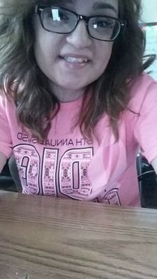 MelleahMy's profile picture. 