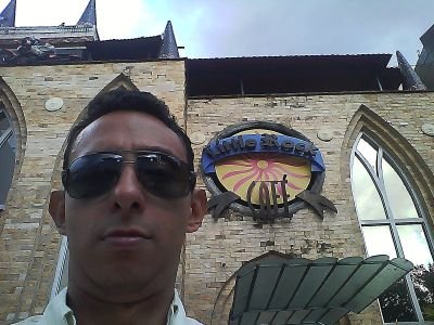 Venezolano, amante de Dios, la Libertad y el Futbol. Mis pasiones: Metallica, Fc Barcelona y la F1, Cardenalero de corazón y siempre leal a la Vinotinto