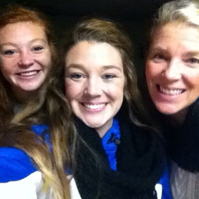 Mom to 2 beautiful girls! Wife to the best hubby ever! I love summertime and being outdoors or on the lake.
