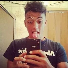 _Leeomar Profile Picture
