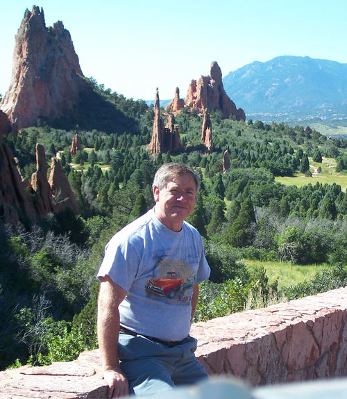 Tom37312's profile picture. I enjoy a good hike, kayak, and a good book. I use a GPS for direction, and a Bible to keep me on the right path.