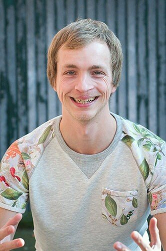 Art director TRNDlabs - Student Physical Therapy - Biologist