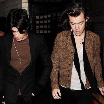 hey there beautiful I gave u a free follow and it would mean a lot if u could follow @smokeszarry in return (ask for a fb if u like) ilysm
