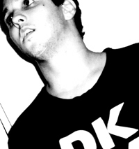 webtoledo's profile picture. designer | professor | atualmente ando por aí pesquisando as conseqüências do fator J.