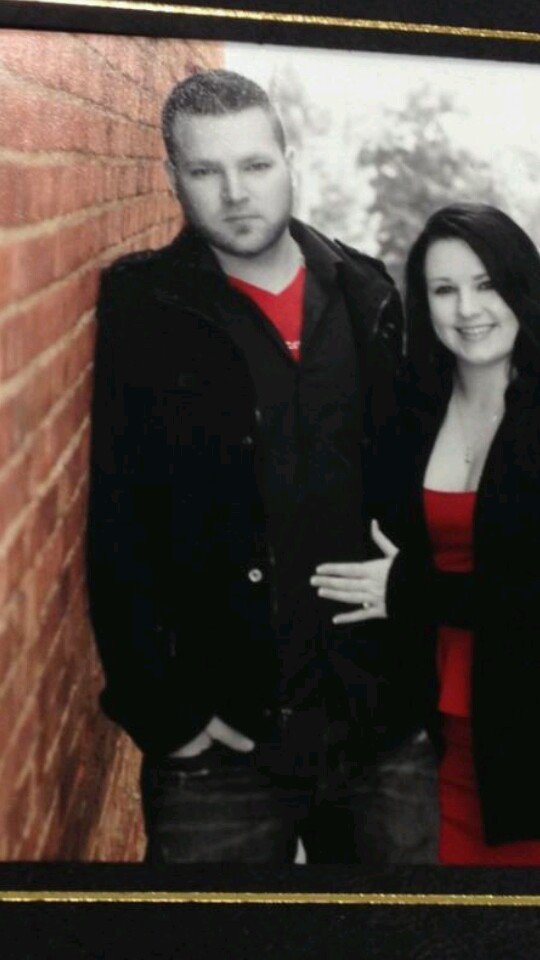 Hey im Darrell I have a wonderful family, my son Austin and my beauitful amazing fiance Bernadette. We are engaged to be Wed September 19th, 2015 going to be th