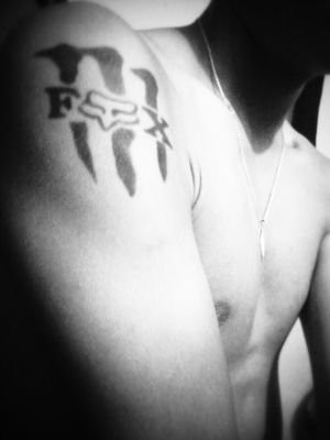 pmlozano's profile picture. sigeme y te sigoo