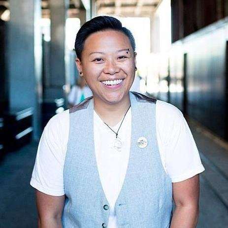 The Singing Filmmaker / Co-host of @FirstPersonPBS, a digital studios series on gender identity, sexuality & queer community. ✊🏽🌈💜