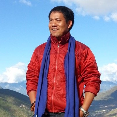 407323313's profile picture. 