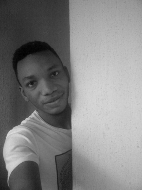 Software developer, Android, java, node.js. I love designing clothes too.