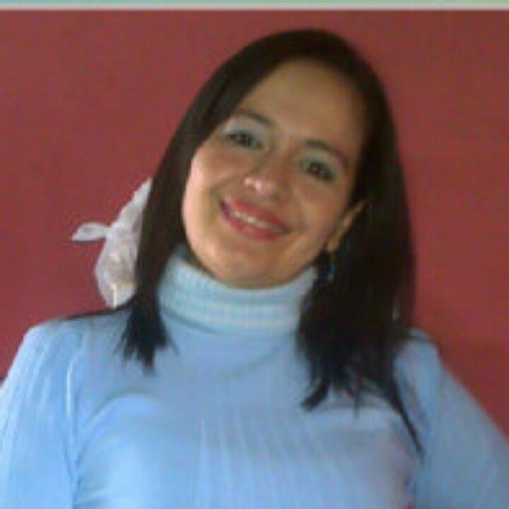 AlbarranAstrid's profile picture. 