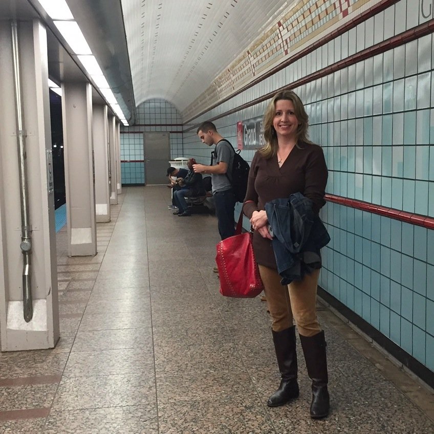 Jill_Hardie's profile picture. Author sharing the love and grace of God through The Sparkle Box and The Sparkle Egg. On a journey…