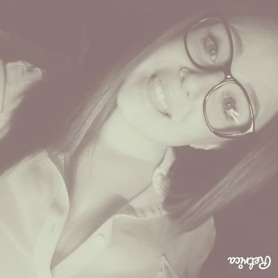 17Inviernos ~ Love and hate but more of the latter♡ No grites muy fuerte lo feliz qe eres la envidia tiene el sueño muy ligero.// ♡