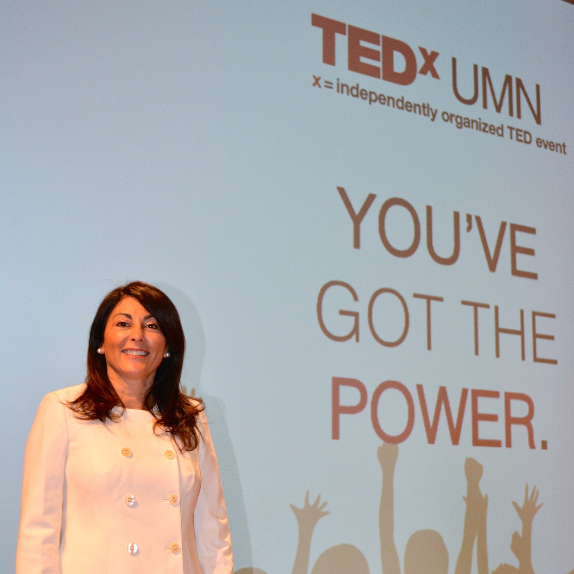 elizabetsarquis's profile picture. Change in Your Pocket