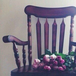 حتی القبح إذا اقترب منك اصبح جميلا .