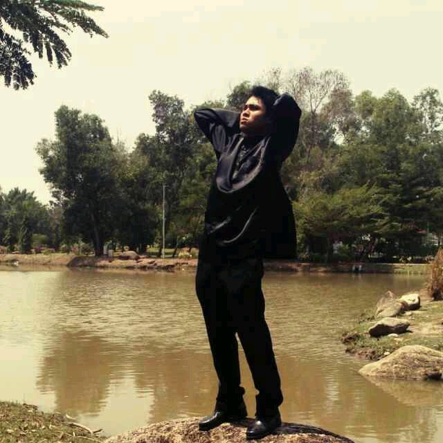 azrulhafiz5's profile picture. jangan berputus asa kerana biasanya anak kunci terakhirlah yang dapat membuka kunci