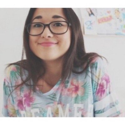 Sabrina is een leuke, lieve en de beste Youtuber die ik ken. since: 240314 ✨