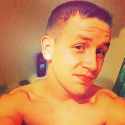Im 18. i have blue/green eyes. Life motto= the less you give a fuck the better life will be.