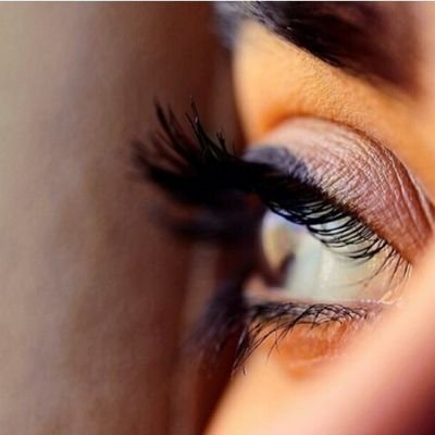 ​لستُ بذآگ  ا̄لسوء  ولستُ بہَذآ [ ا̄لصلآح ] لگن ..!يگفيني آني .. # لآ أوهہم آححدآ ب مشآعر زآئفهہّ ♥ ‏‏‏‏