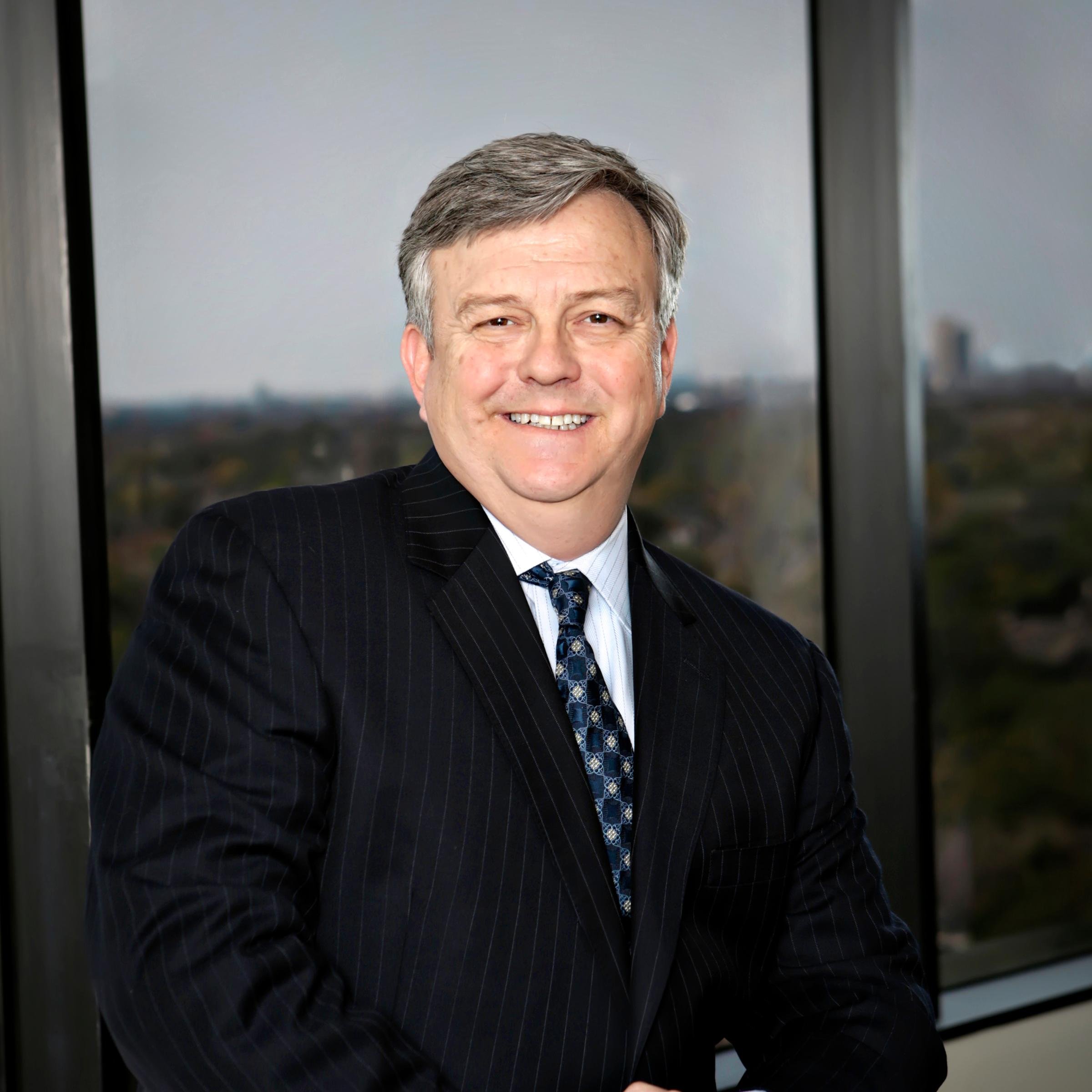 Keith Wier’s practice focuses on the defense of individual and class action suits under state and federal consumer statutes.