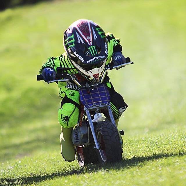 Nuestros padres nos dieron la vida y motocross las ganas de vivirla.