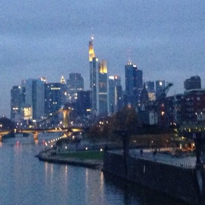 frankfurt_in's profile picture. lil' big city frankfurt... everyday insight... (copyright on all pictures)