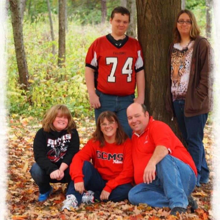 kristina_meece's profile picture. Christian. Conservative. Mother of 3. Believes that there needs to be change and will fight for it. #beamazing