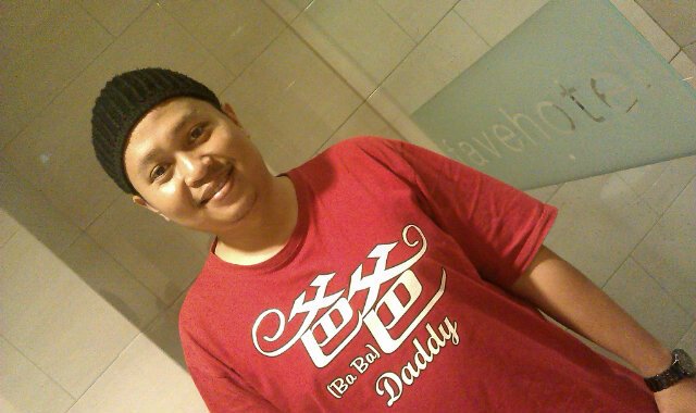 ArioWishnu's profile picture. i love my mom, my wife, my daughter.